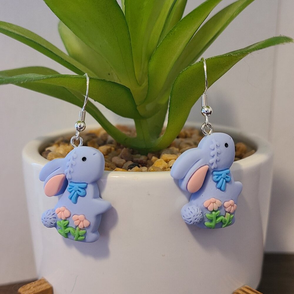 Handcrafted Blue Bunny Dangle Drop Earrings NEW Female Easter Event‎ Outdoors
